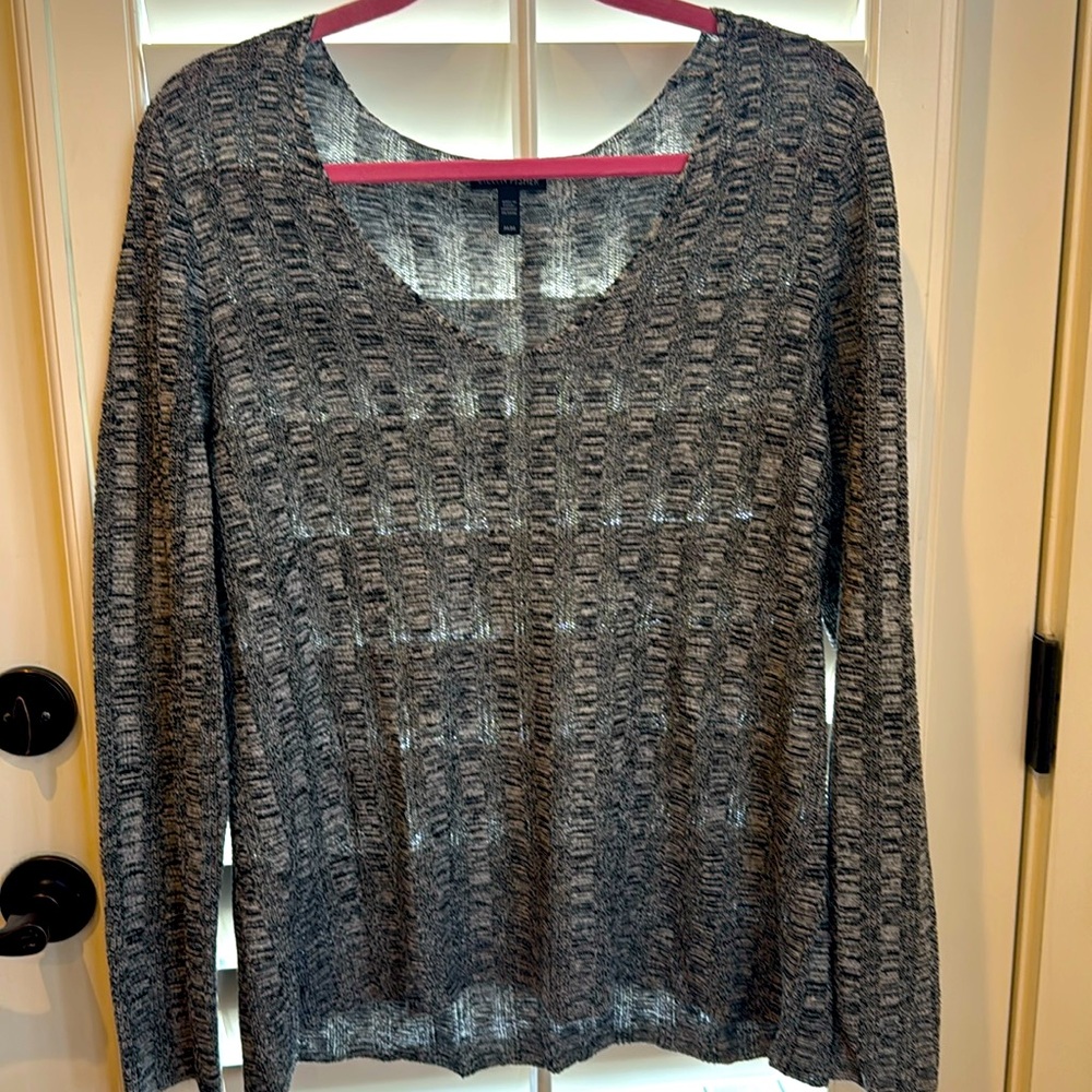 Beautiful silk and linen v-neck sweater by Eileen Fisher.